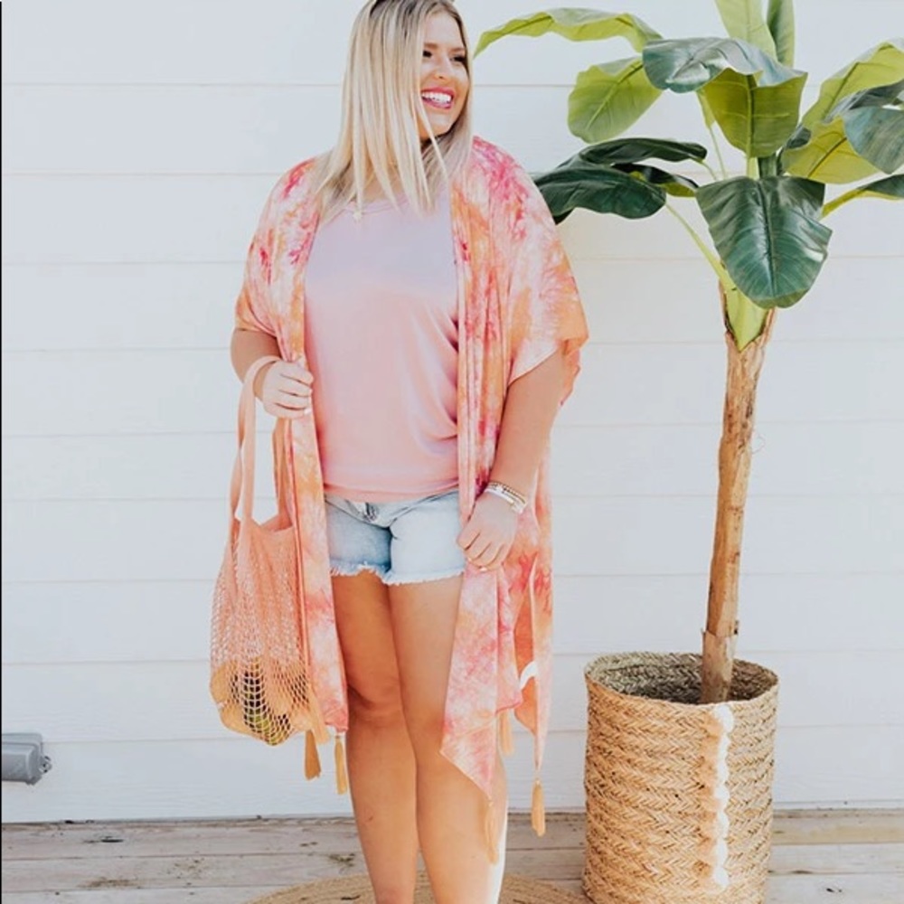 Impressions Boutique Overlay - New With Tags